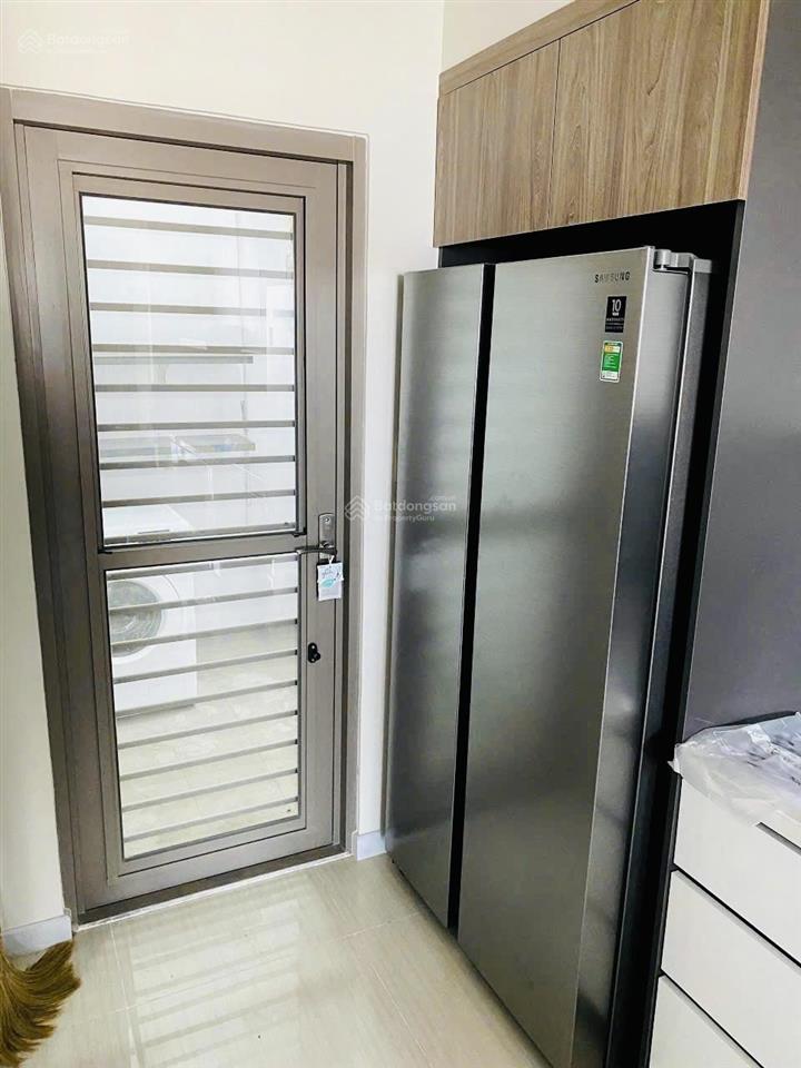 Hot bán căn hộ 3pn saigon south 104m2  có sổ, có ô xe  view nam trực diện nội khu  7,4 tỷ