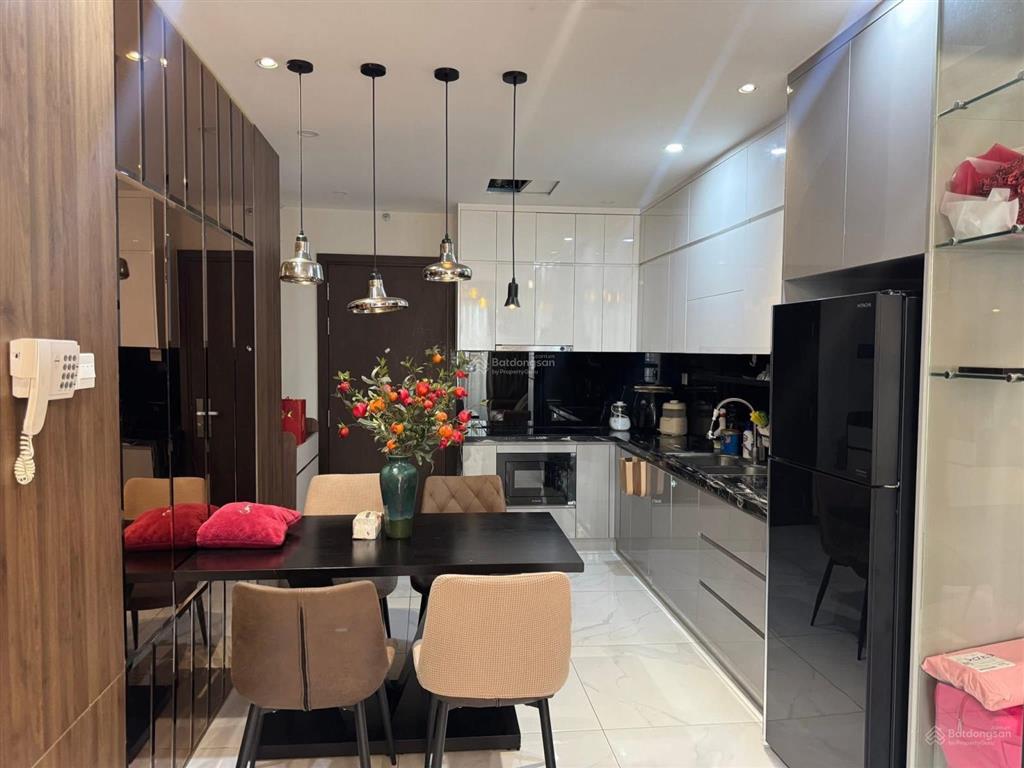 Chỉ 5,390 tỷ bán gấp căn hộ sunrise riverside 70m 2pn2wc view hồ bơi full nội thất