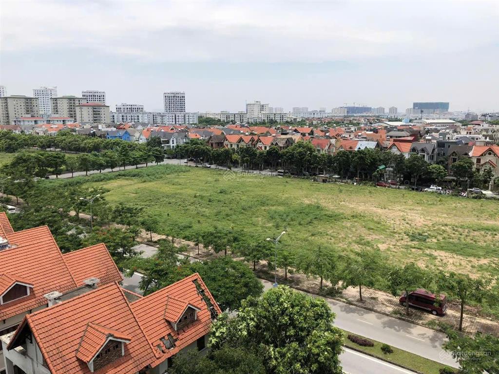 Cho thuê chung cư việt hưng chính chủ