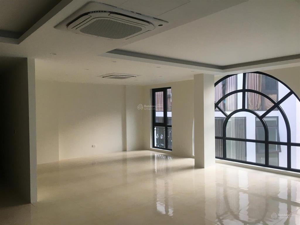 Cho thuê văn phòng mới đẹp 100m2 ở cầu giấy, giá 14 triệu/tháng