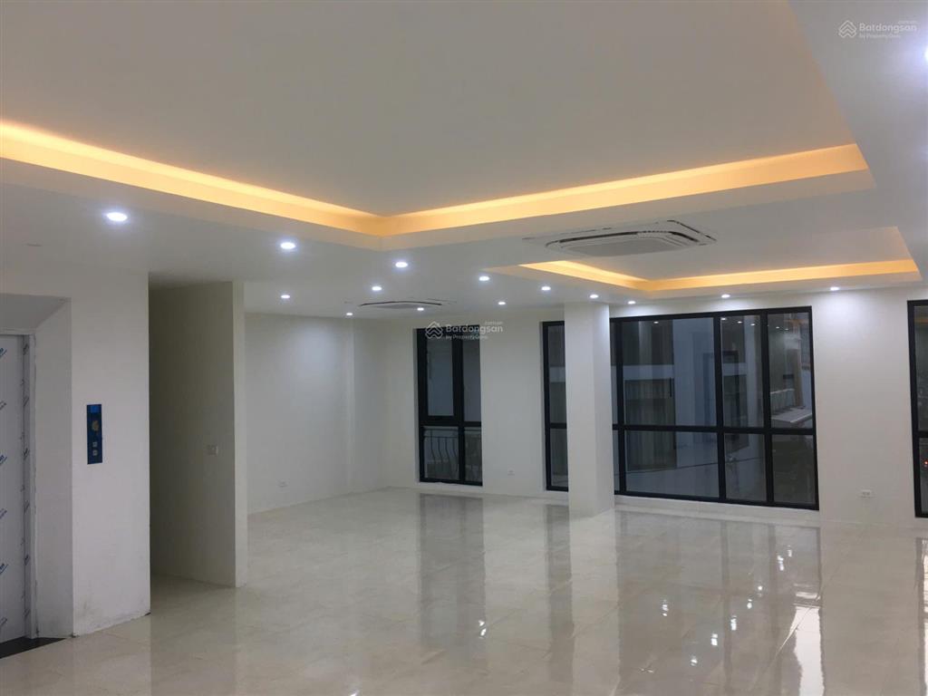 Cho thuê văn phòng mới đẹp 100m2 ở cầu giấy, giá 14 triệu/tháng