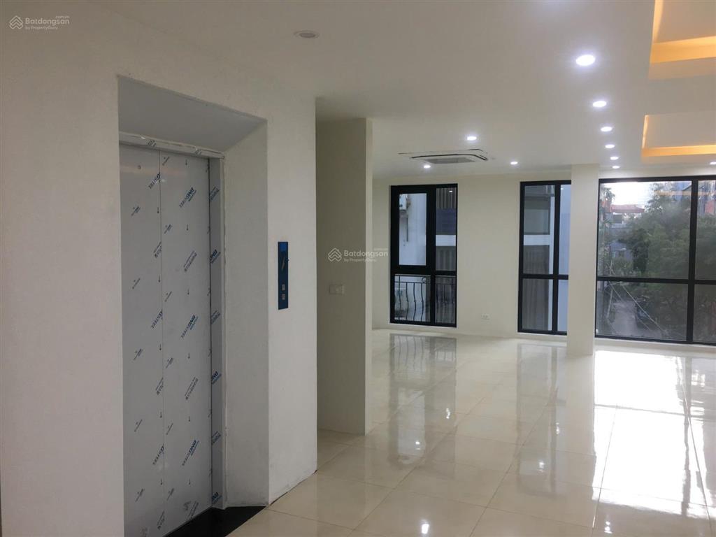 Cho thuê văn phòng mới đẹp 100m2 ở cầu giấy, giá 14 triệu/tháng