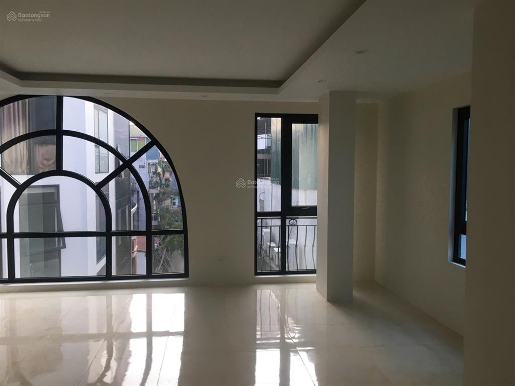Cho thuê văn phòng mới đẹp 100m2 ở cầu giấy, giá 14 triệu/tháng