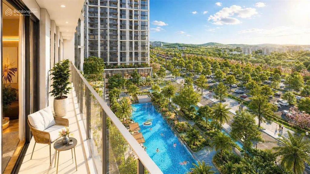 Chính chủ bán căn hộ 1pn+ 65m2  giá 3ty7 view hồ bơi resort tòa sở hữu lâu dài  0399 418 ***