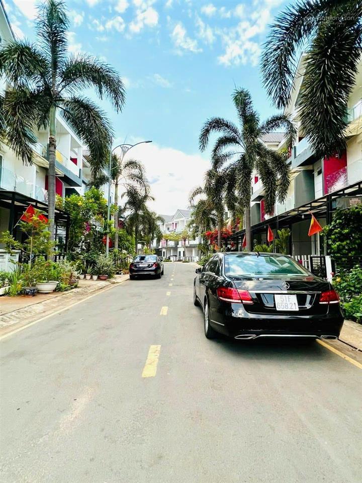 Bán shophouse 2 mặt tiền valencia riverside view sông, 1000 nguyễn duy trinh