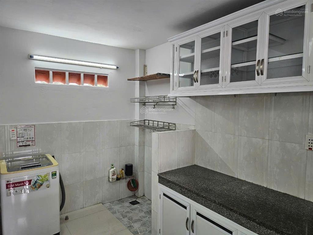 Cho thuê phòng đường 79, phường phú hữu, nay là phường long trường, giá 5,5 triệu/tháng