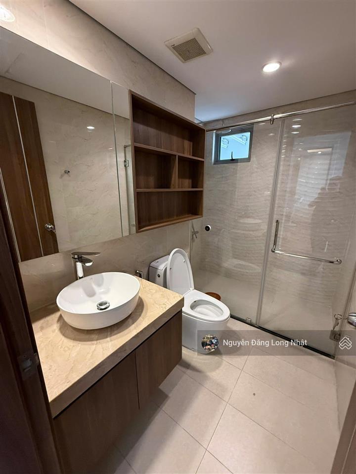 Cho thuê căn góc hoa hậu 3pn 120m2 tại vinhomes nguyễn chí thanh, đống đa, hà nội, giá tốt 25 triệu