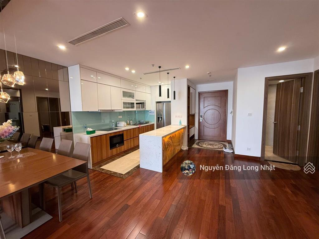 Cho thuê căn góc hoa hậu 3pn 120m2 tại vinhomes nguyễn chí thanh, đống đa, hà nội, giá tốt 25 triệu