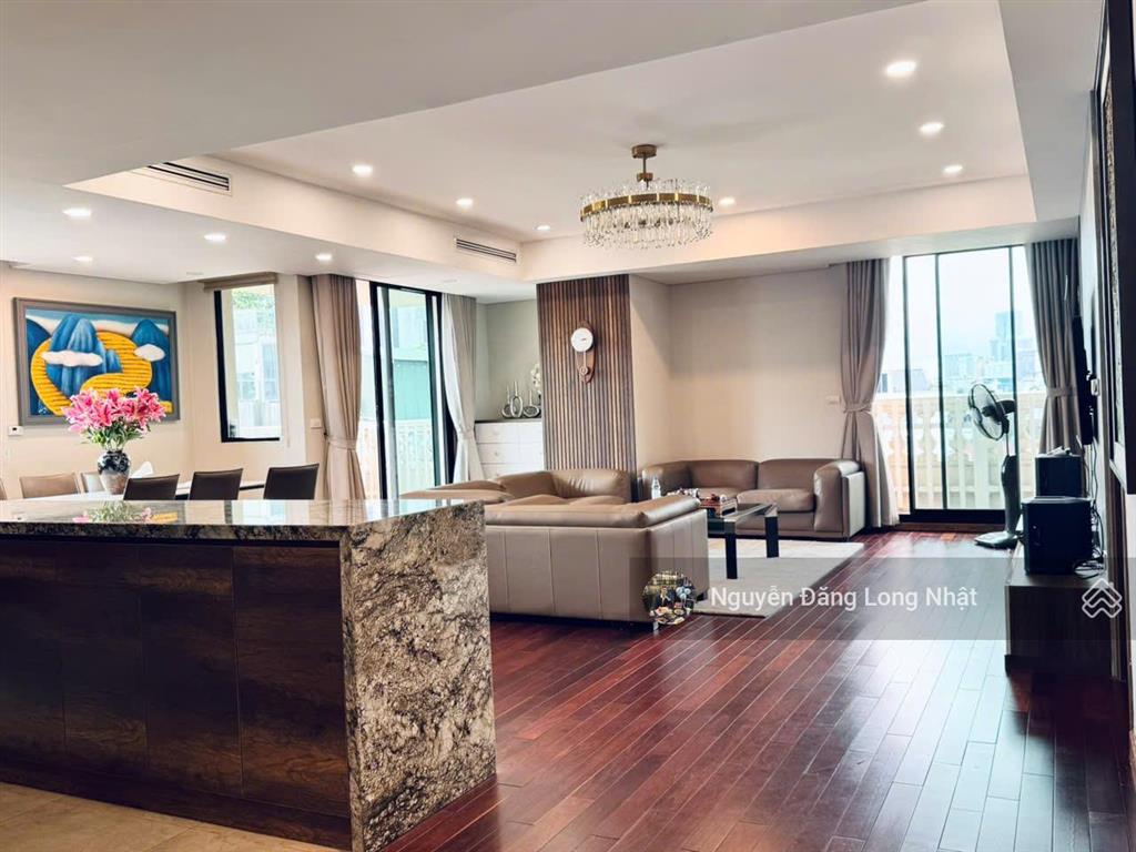 Hot! cho thuê căn hộ đẹp 4pn, 3wc, 175m2 tại lancaster hà nội, full đồ tầng cao thoáng giá tốt