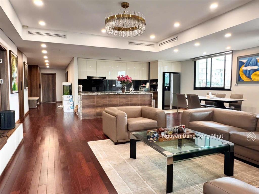Hot! cho thuê căn hộ đẹp 4pn, 3wc, 175m2 tại lancaster hà nội, full đồ tầng cao thoáng giá tốt