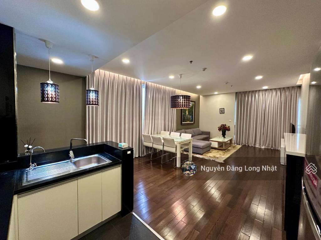 Hot! cho thuê căn góc view hồ đẹp ở lancaster núi trúc, 123m²  3pn full đồ giá tốt.  0367 867 ***