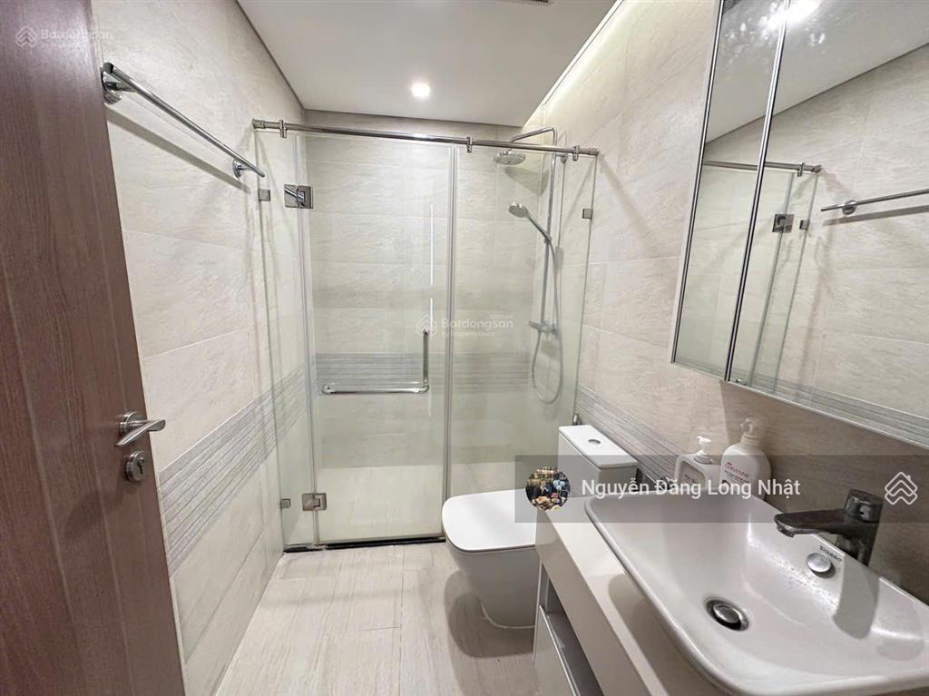 Cho thuê gấp căn hộ 3pn diện tích 109m2 full đồ đẹp vinhomes metropolis  liễu giai, giá 34 triệu !