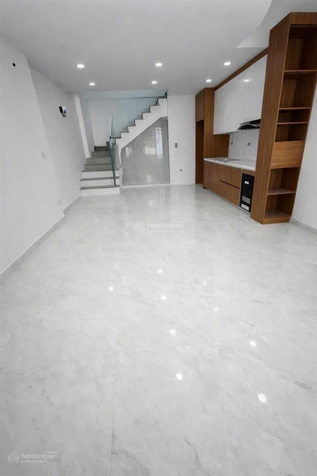 Bán gấp trước tết nhà tây mỗ 50m 5 tầng dân xây, thiết kế đẹp, oto đỗ cổng. giá 12.3 tỷ