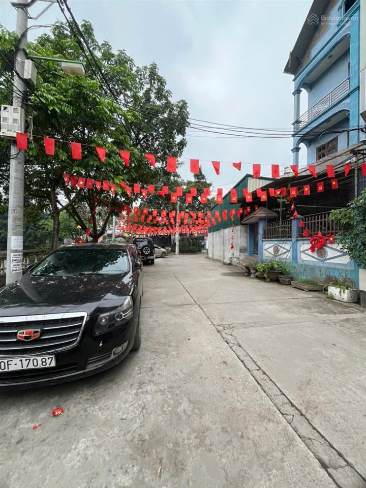 Siêu đẹpnhà tây mỗ 40m, view hồ mặt ngõ rộng, 3 oto tránh, xe đỗ cửa ngày đêm. giá 9.9 tỷ