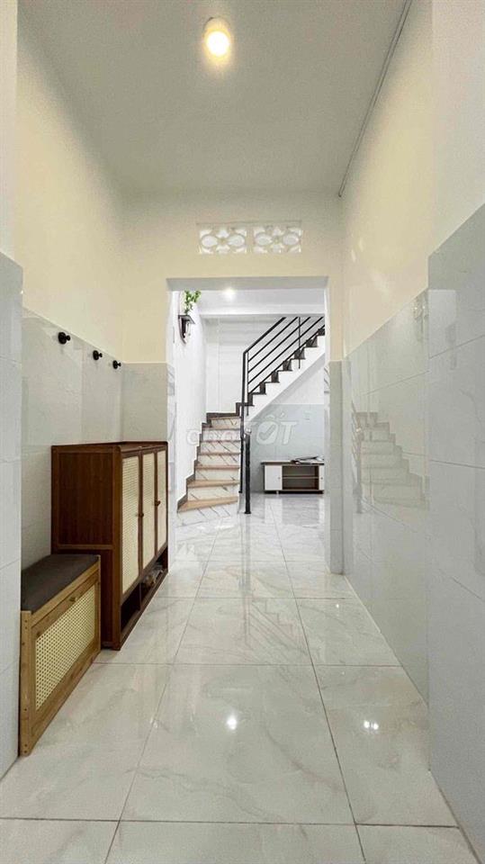 Nhà 2 P ngủ full nội thất mới như hình . Phước long TPHCM