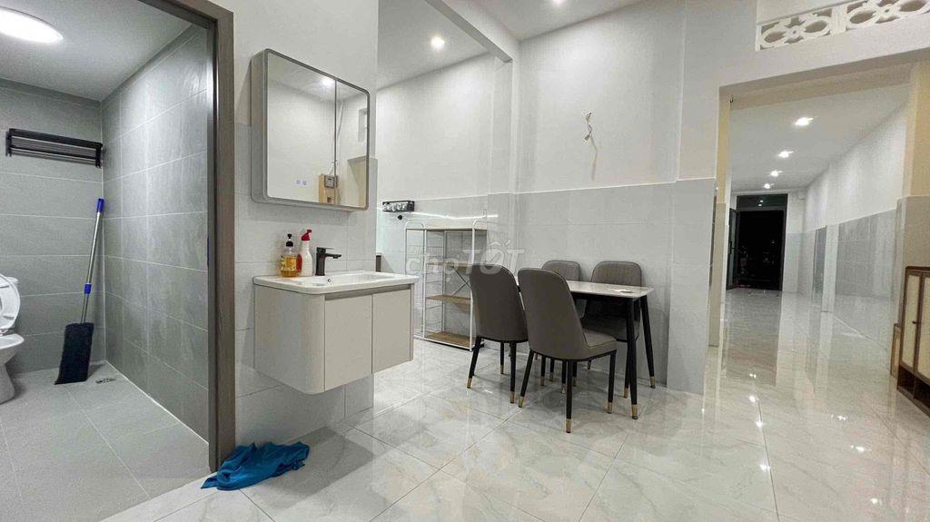 Nhà 2 P ngủ full nội thất mới như hình . Phước long TPHCM