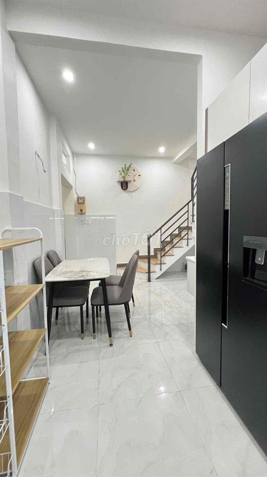 Nhà 2 P ngủ full nội thất mới như hình . Phước long TPHCM