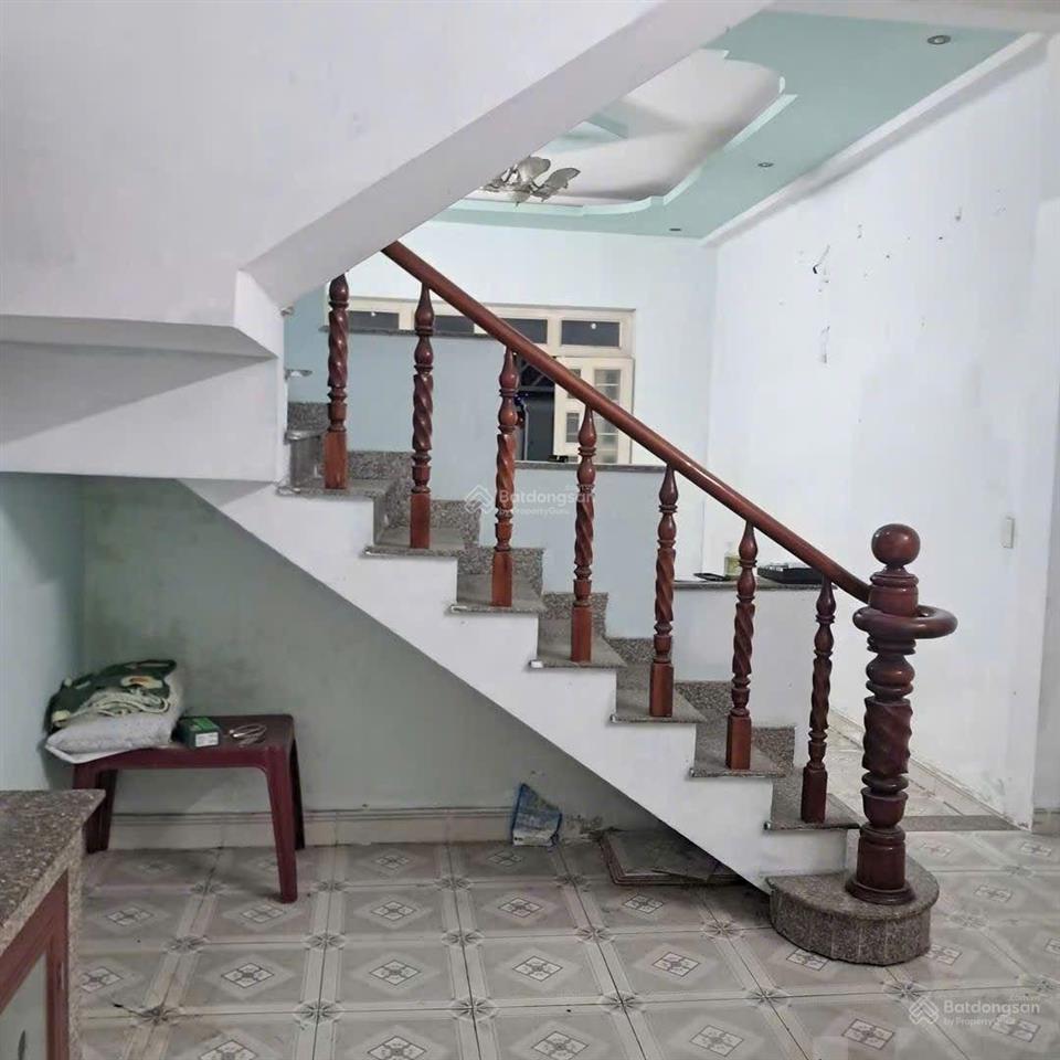 Nhà phố kdc hoàng hùng gần ngay ngã tư chiêu phường tân đông hiệp tp dĩ an