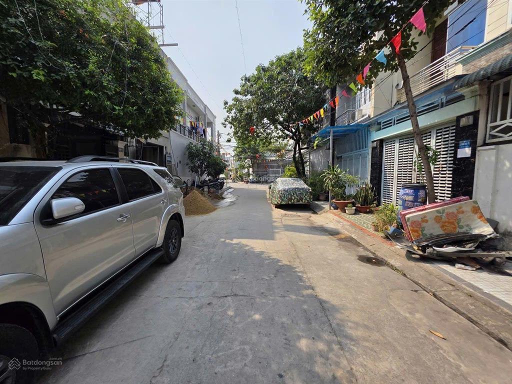 Nhà phố kdc hoàng hùng gần ngay ngã tư chiêu phường tân đông hiệp tp dĩ an