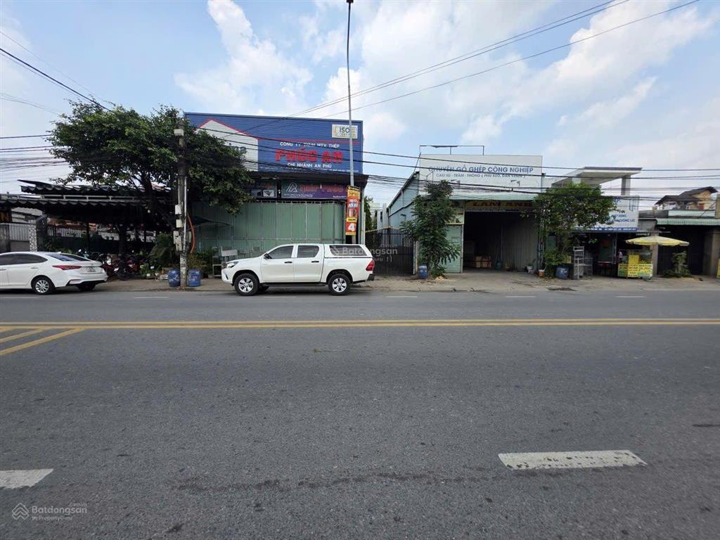 Nhà mặt tiền kinh doanh đường trần quang diệu phường an phú tp thuận an