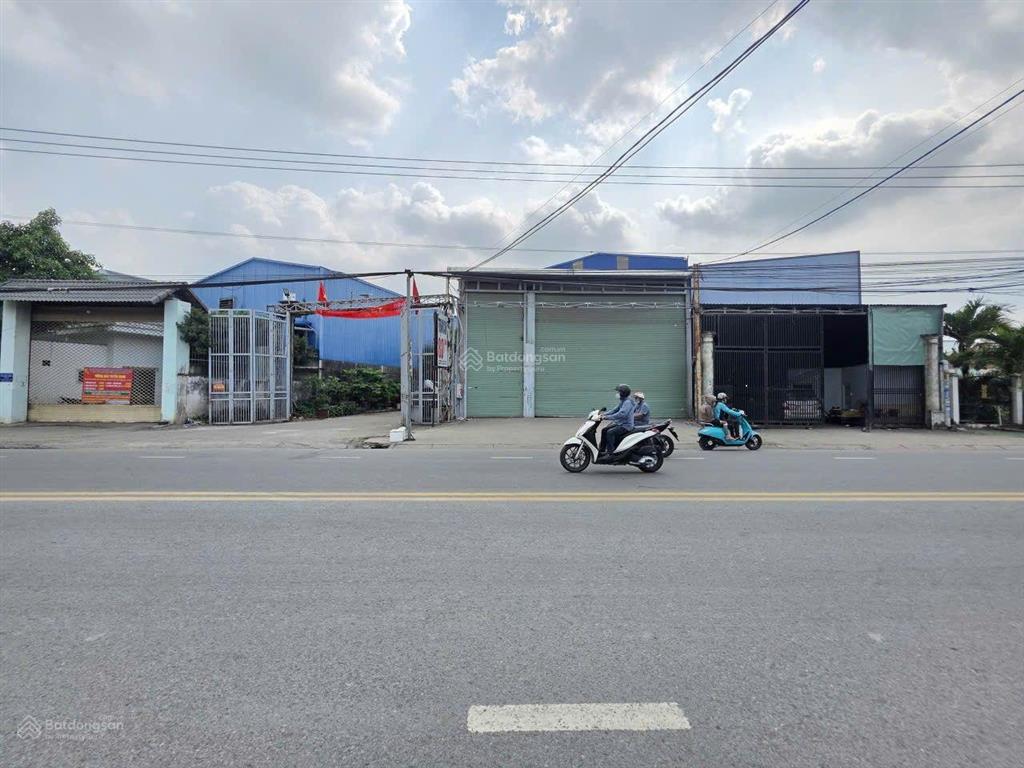 Nhà mặt tiền kinh doanh đường trần quang diệu phường an phú tp thuận an