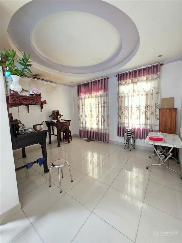 Nhà phố trung tâm hành chính dĩ an phường dĩ an tp dĩ an