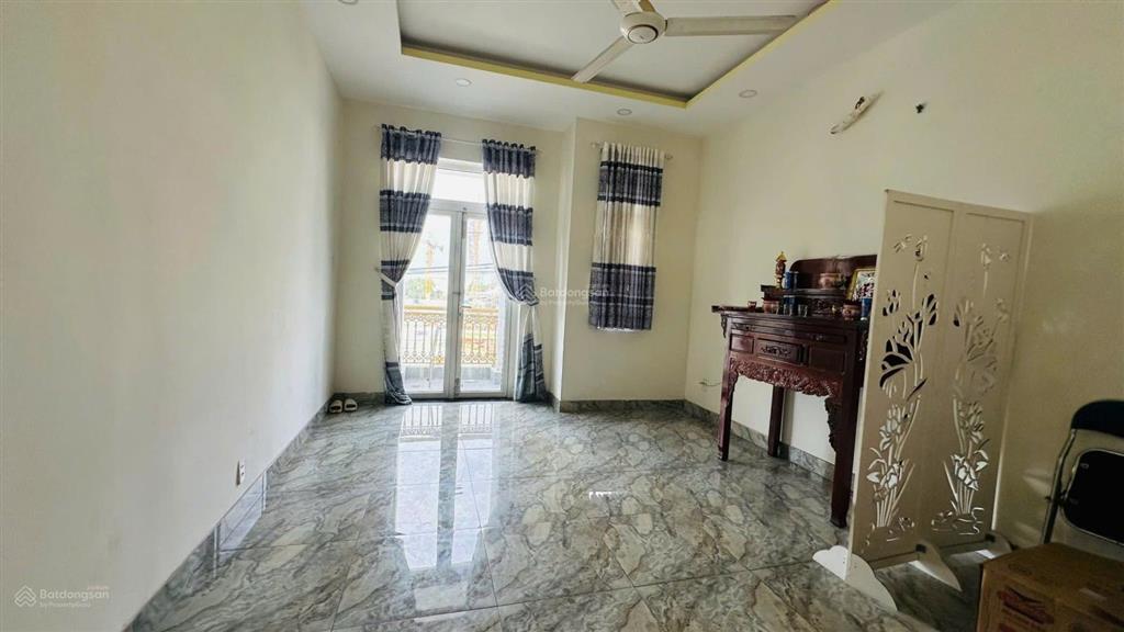 Nhà mặt tiền kinh doanh gần trung tâm y tế dĩ an phường tân đông hiệp tp dĩ an