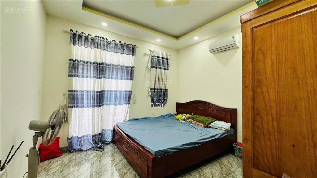 Nhà mặt tiền kinh doanh gần trung tâm y tế dĩ an phường tân đông hiệp tp dĩ an