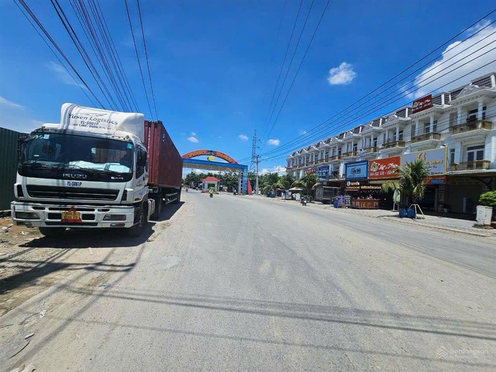 Nhà mặt tiền kinh doanh gần trung tâm y tế dĩ an phường tân đông hiệp tp dĩ an