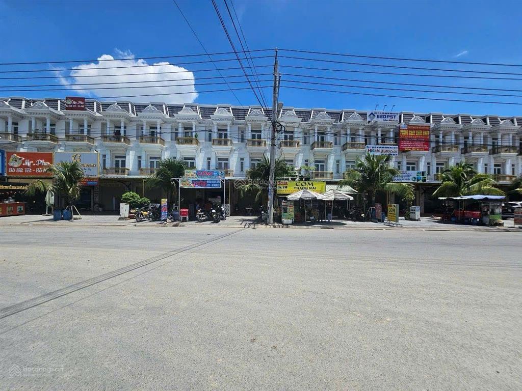 Nhà mặt tiền kinh doanh gần trung tâm y tế dĩ an phường tân đông hiệp tp dĩ an