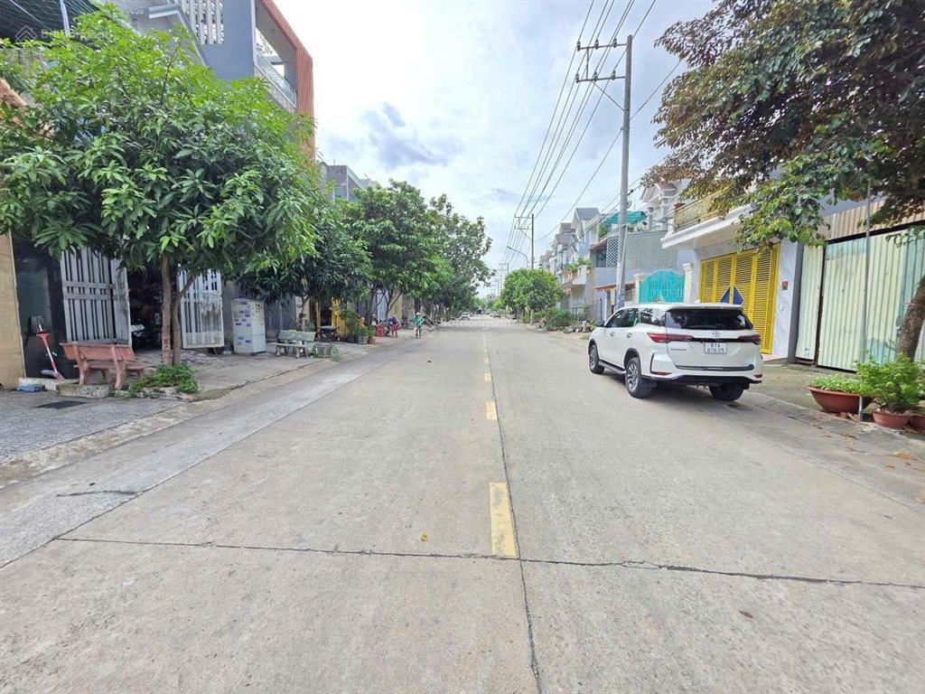 Đất trung tâm hành chính dĩ an phường dĩ an tp dĩ an