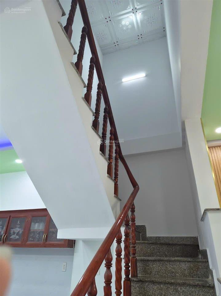 Nhà phố kdc hoàng hùng gần ngã tư chiêu liêu phường tân đông hiệp tp dĩ an