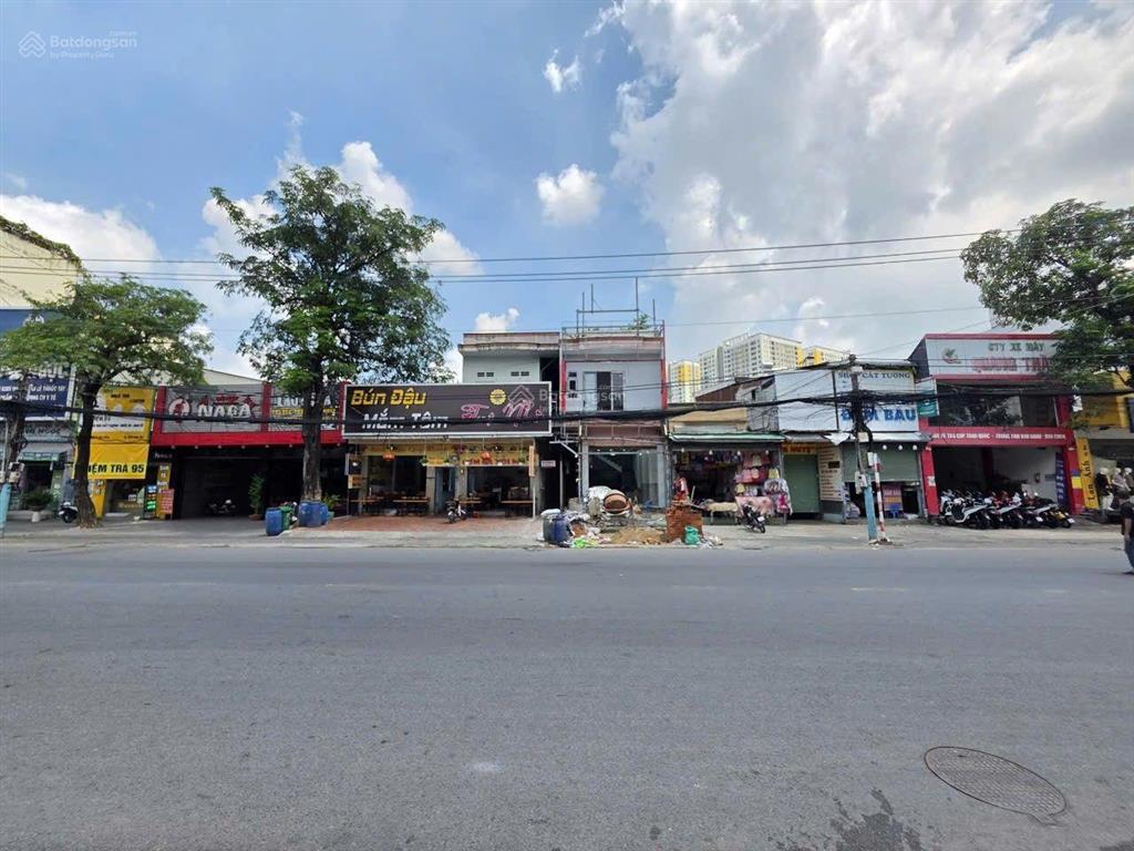 Nhà mặt tiền đường nguyễn trãi phường dĩ an tp dĩ an