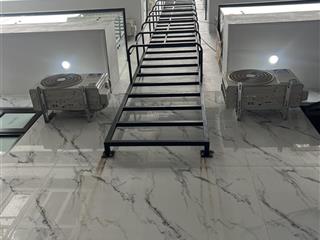  chính chủ bán nhà dòng tiền hàng tháng ổn định 40 triệu/  diện tích  5o m . cách đường ô tô 30m