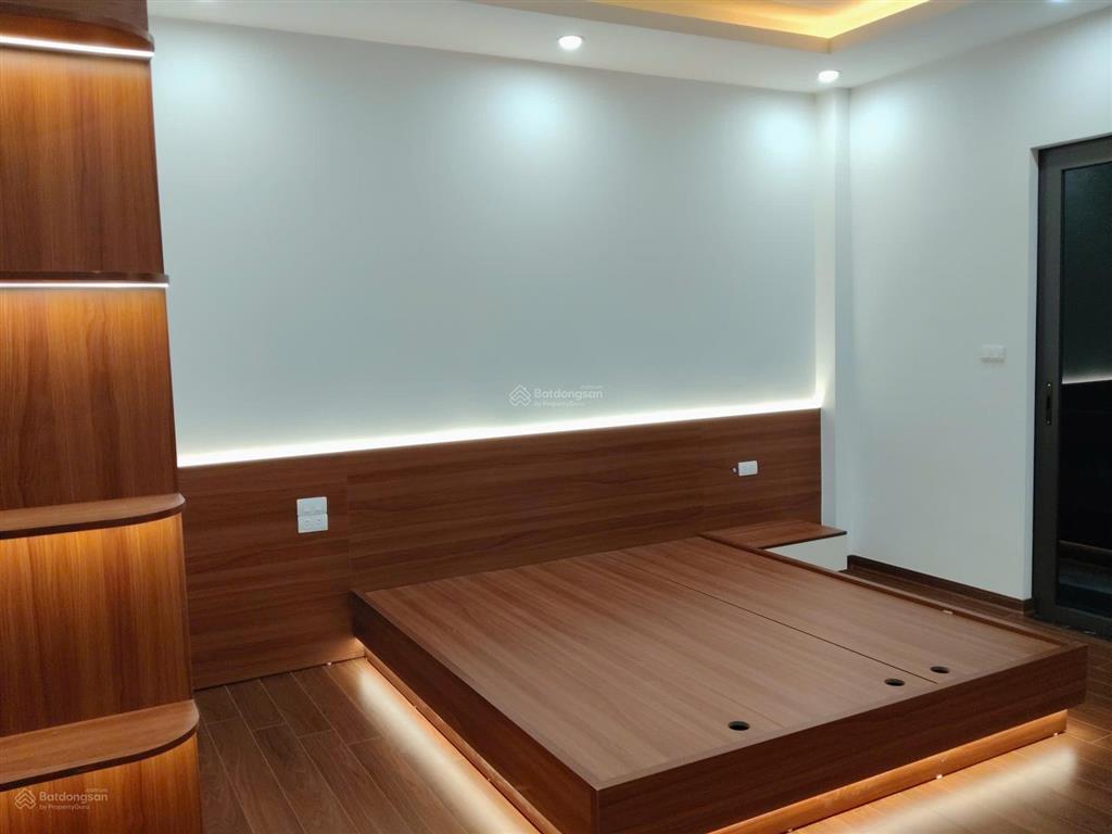  chính chủ bán nhà dòng tiền hàng tháng ổn định 40 triệu/  diện tích  5o m . cách đường ô tô 30m