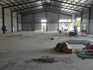 Cho thuê xưởng 650m2 giá 32tr tại đường hà huy giáp, phường thạnh lộc, quận 12