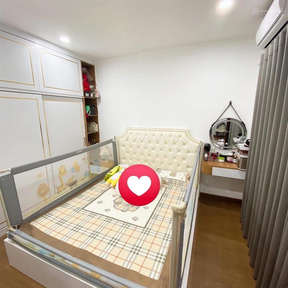 F0 cần chuyển căn rộng hơn nên bán rẻ