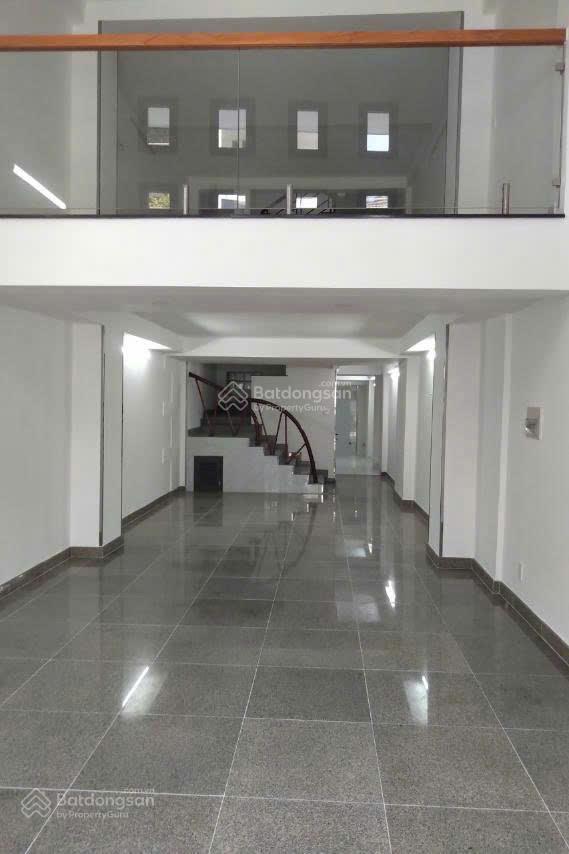 Nhà 4 tầng đường 12m điện biên phủ  bình thạnh  4.4m x 23m  4 tầng  18.5 tỷ tl