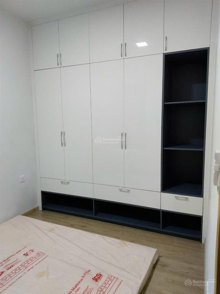 Bán căn hộ emerald, 71m2 2pn + 2wc, nội thất dính tường, giá bán 4.9tỷ