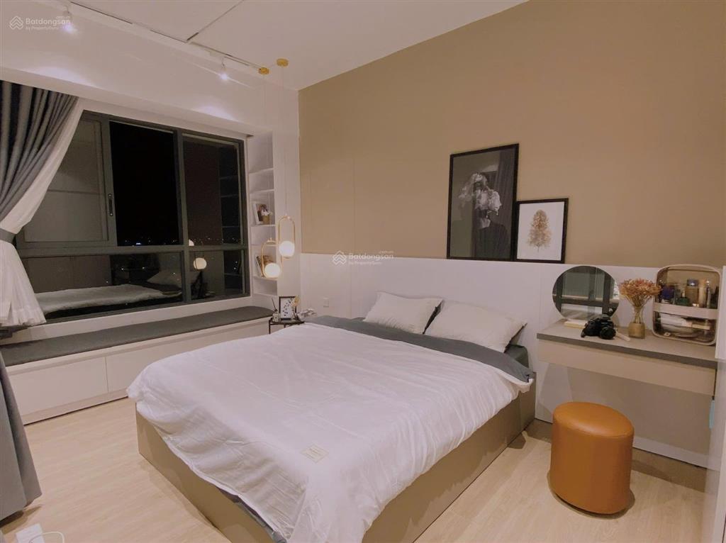 Bán căn hộ emerald, 53m2 1pn + 1wc, full nội thất đầy đủ, giá 4.150tỷ (bao hết)