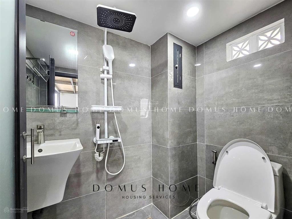 Phòng cho thuê mới xây 100%  ban công, cửa sổ lớn  ngay dương thị mười  cvpm quang trung
