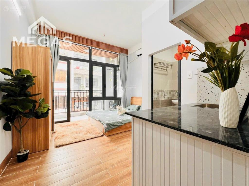 Cho thuê phòng studio mới 100%  ban công, cửa sổ lớn  ngay phan văn hớn  trường chinh