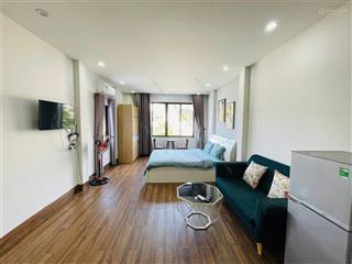 Cho thuê phòng studio mới tinh 100%  view kính, cửa sổ lớn  ngay nguyễn thái sơn, đh văn lang