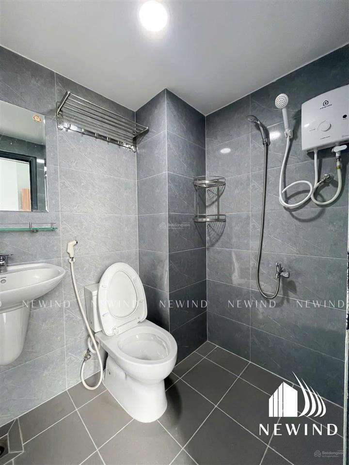 Phòng cho thuê xây 100%  view kính, cửa sổ lớn  ngay dương thị mười  cvpm quang trung