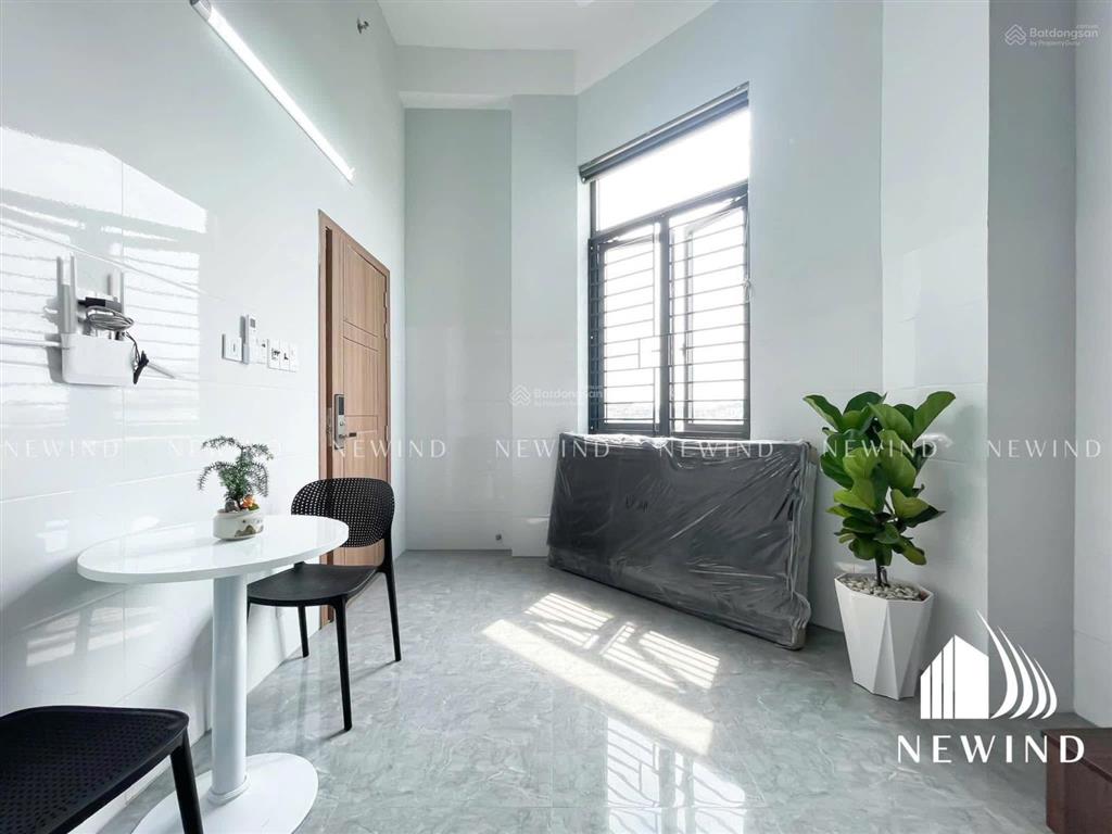 Phòng cho thuê xây 100%  view kính, cửa sổ lớn  ngay dương thị mười  cvpm quang trung