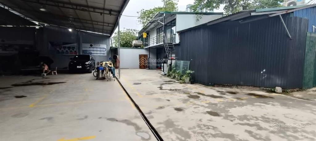 Mặt bằng 700m2 đẹp cho gara ô tô mỹ đình