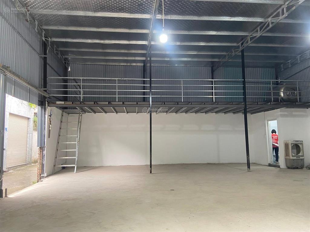 Cho thuê kho 150m đường đại mỗ, phường tây mỗ, xe 3,5 tấn đỗ cửa