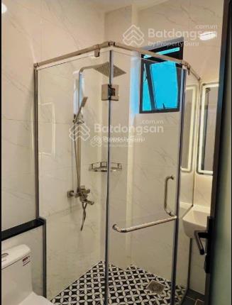 Cần cho thuê căn hộ tại trung tâm nhà mới sạch sẽ