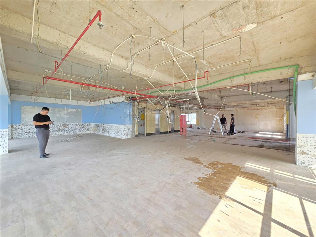 Cho thuê văn phòng 269a nguyễn trọng tuyển, phú nhuận diện tích nguyên sàn 213 m2 giá 79 triệu/th
