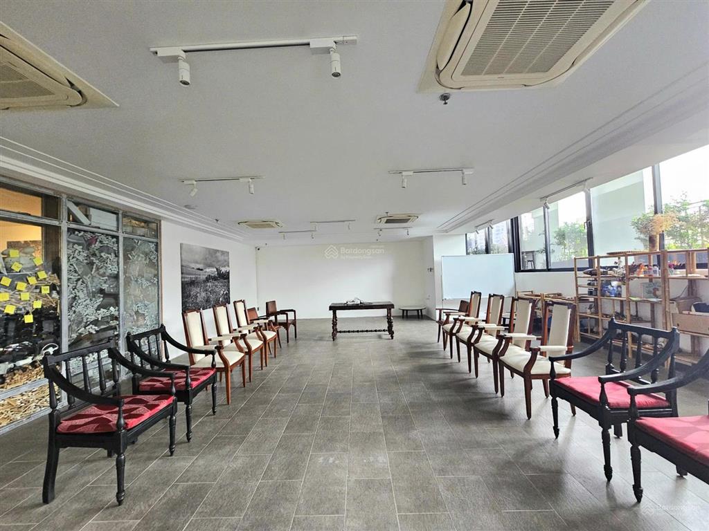 Cho thuê văn phòng thảo điền 220m2, 10 nguyễn đăng giai, thảo điền, quận 2